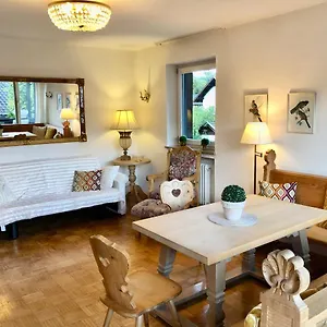 Apartment Landhaus Alpenblick, Garmisch-Partenkirchen