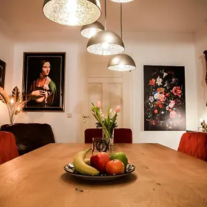 https://weinberg-100.dresdenhotels.net