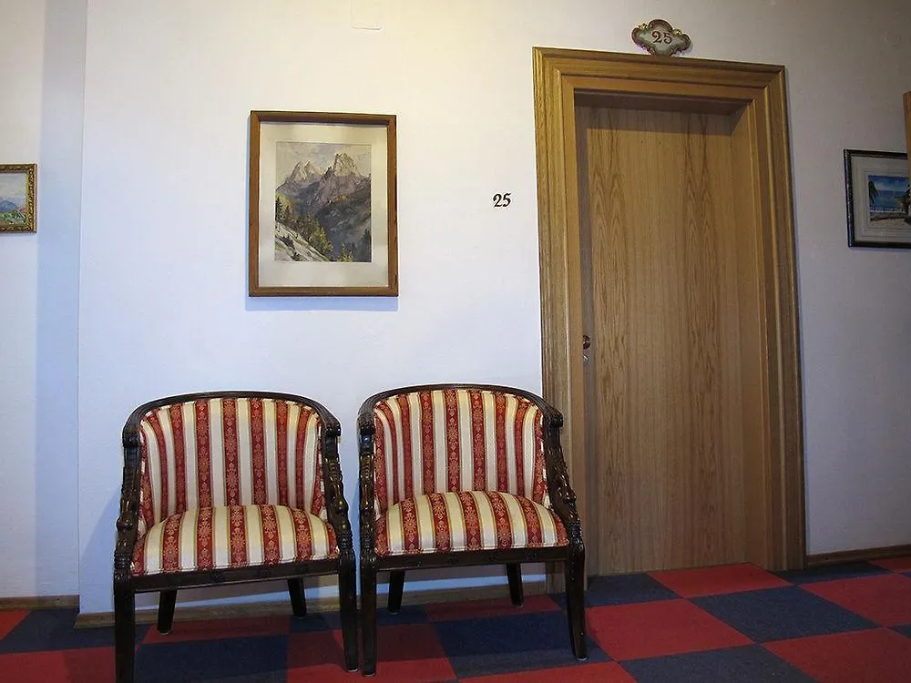 Hotel garni Almenrausch und Edelweiss Garmisch-Partenkirchen Deutschland